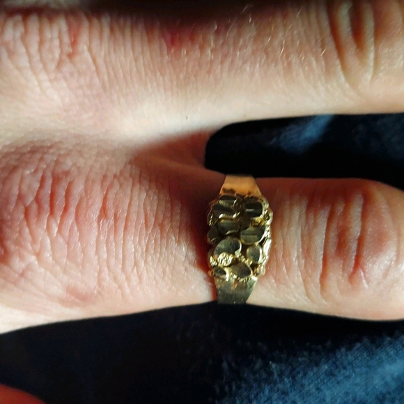 10k gold ring